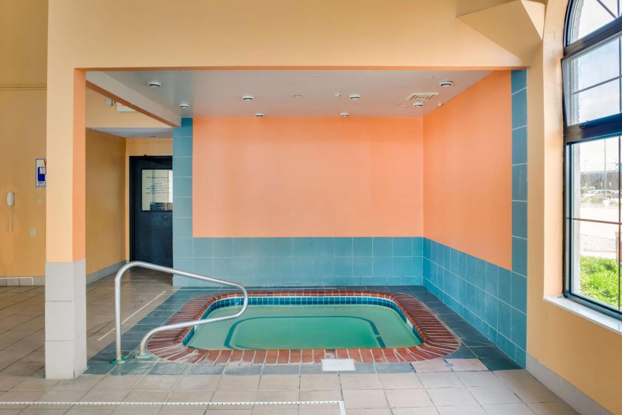 Motel 6-Richmond, In Ngoại thất bức ảnh