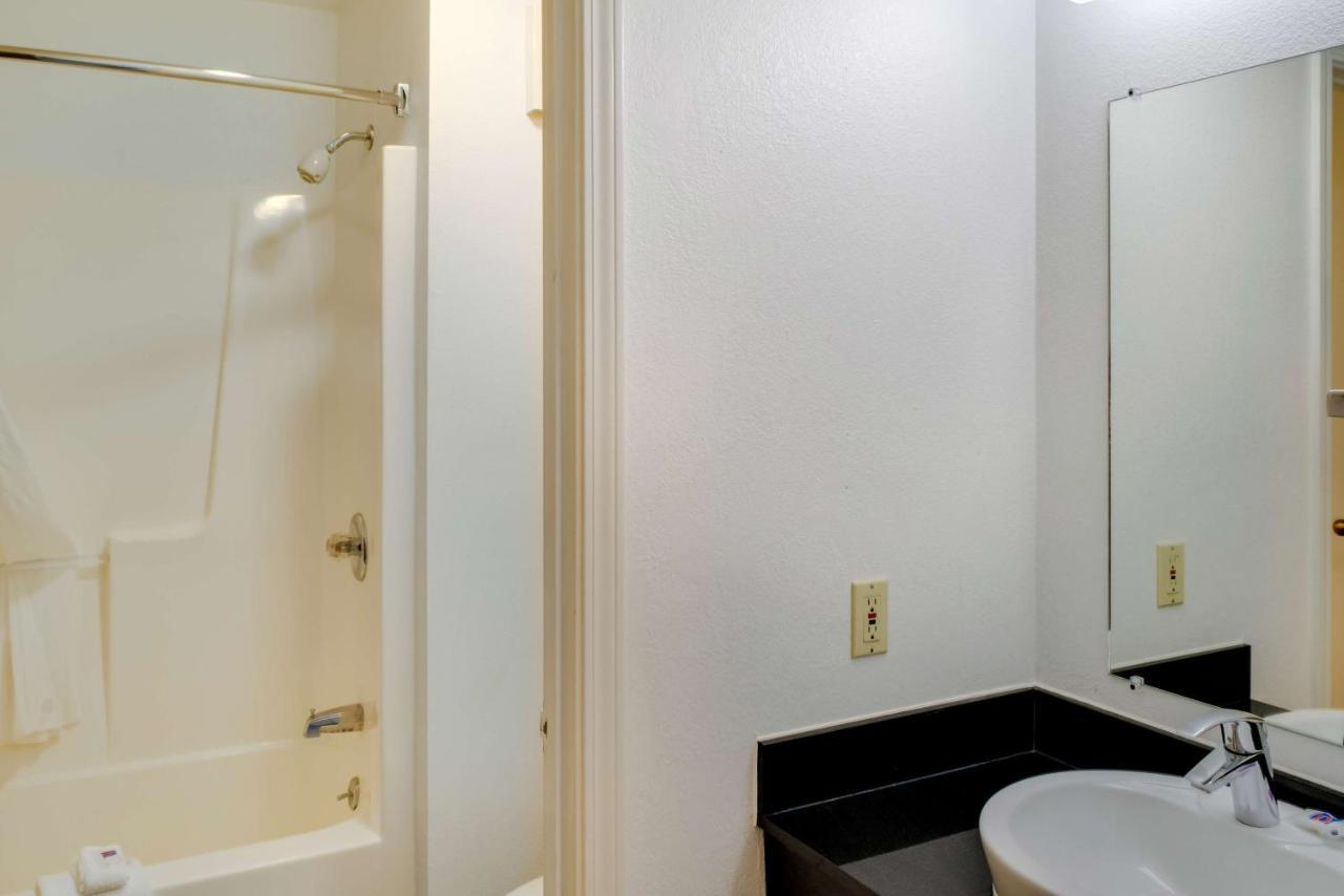 Motel 6-Richmond, In Ngoại thất bức ảnh